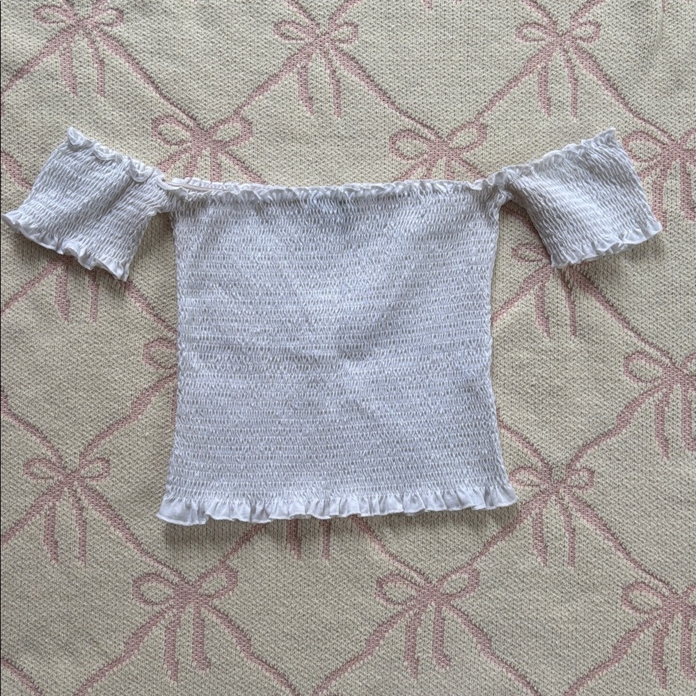White Ruffle Scrunch Top - Picture 2 of 5
